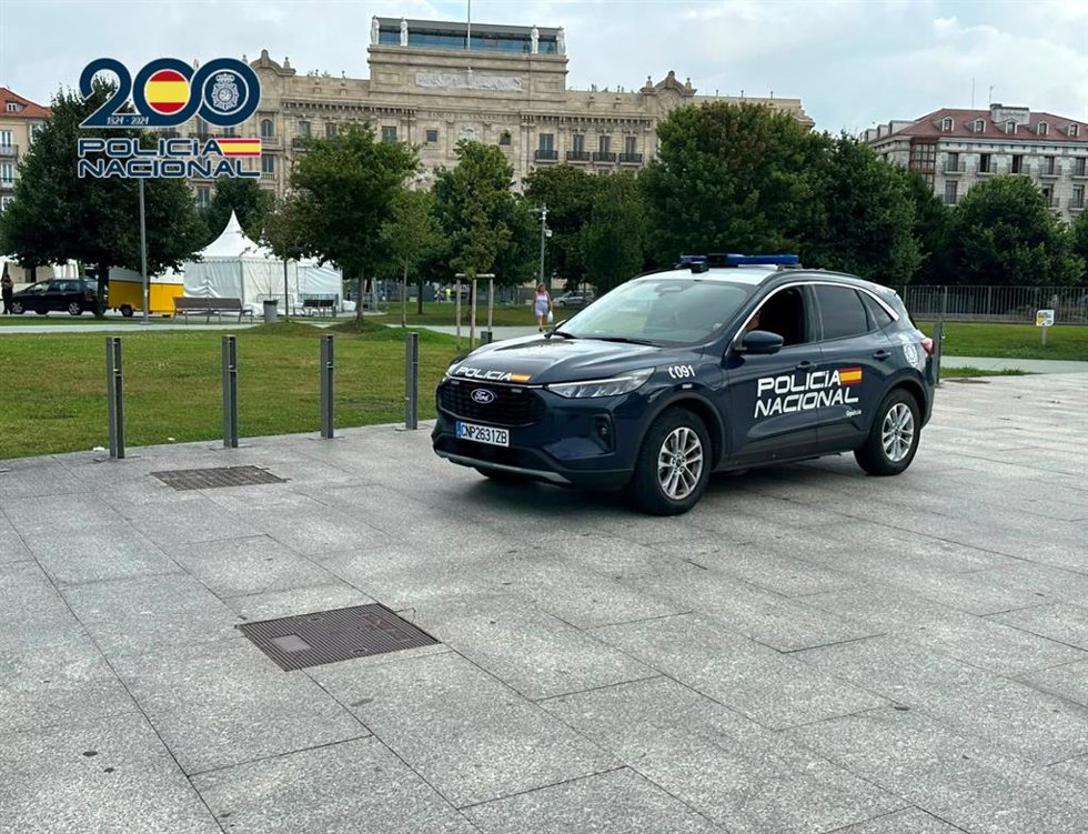 Vehículo de la Policía Nacional