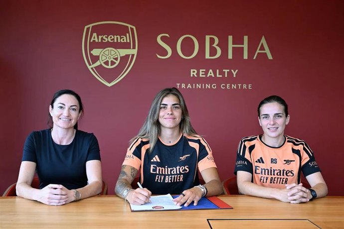 La portera española Misa Rodríguez firma por el Arsenal inglés