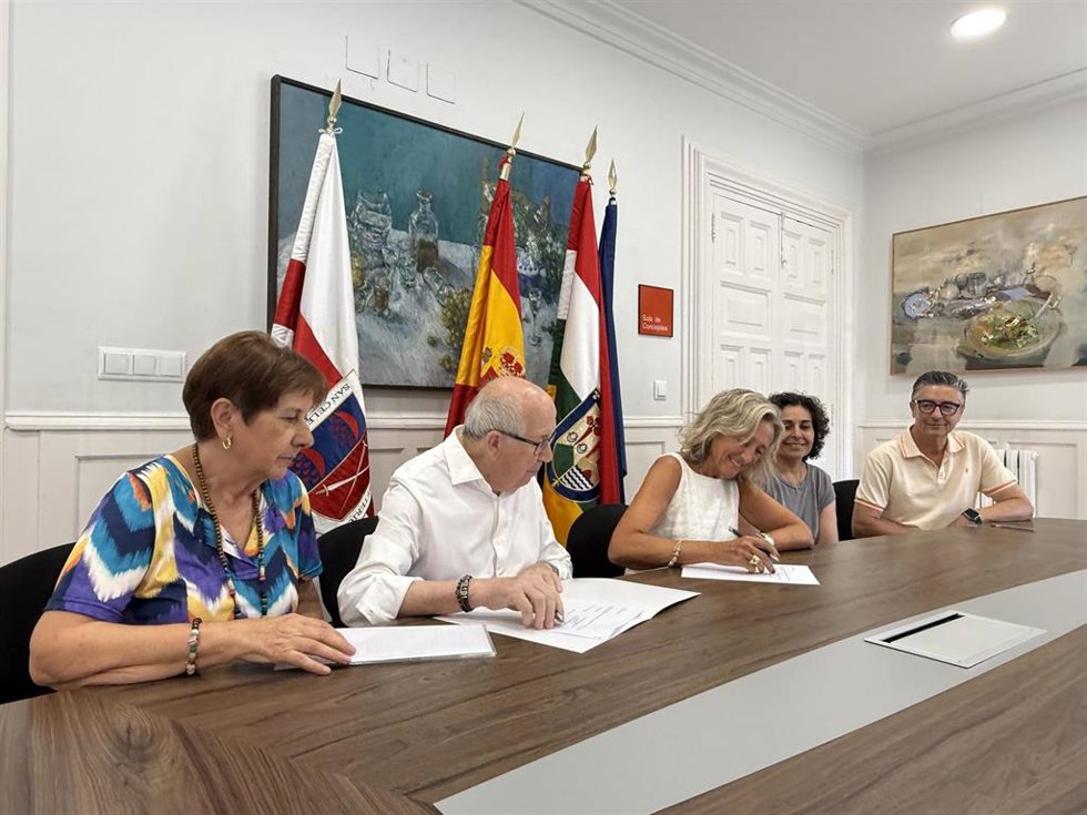 Ayuntamiento de Calahorra y Amigos de la Catedral firman un convenio para financiar la restauración de la capilla del Pilar