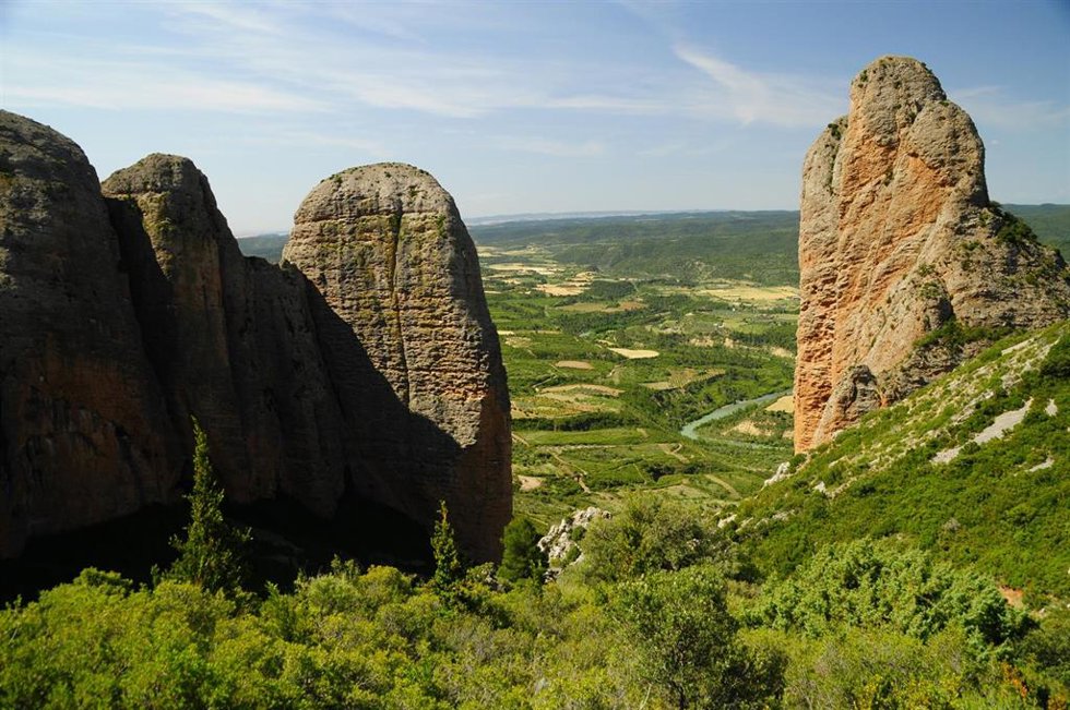 Archivo - Monumento Natural de los Mallos de Riglos, Agüero y Peña Rueba.