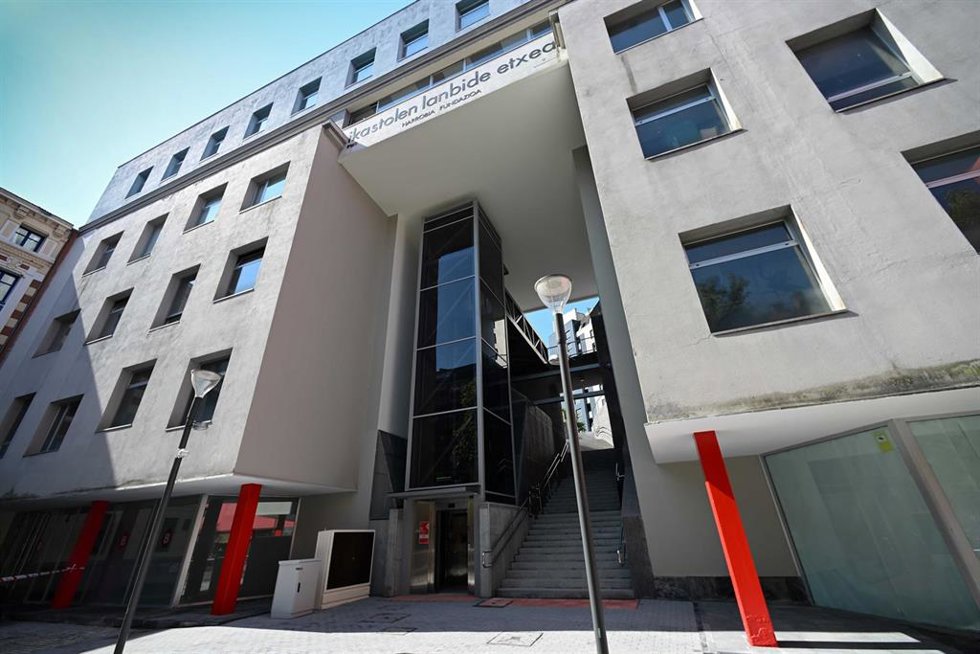 Nuevo ascensor en la Plaza de la Cantera en Bilbao