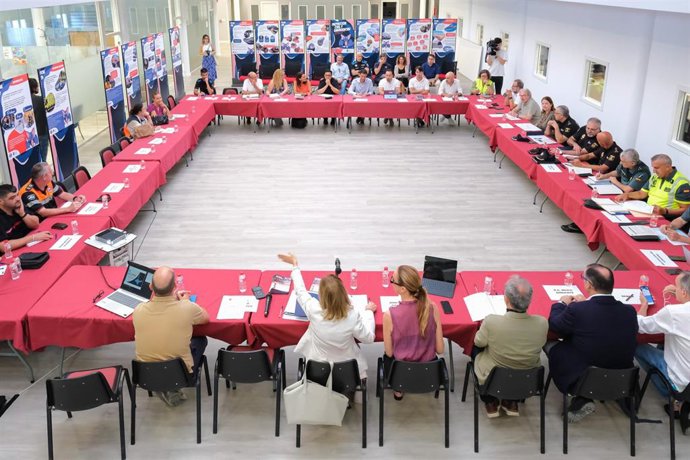 Primera reunión del CECOP