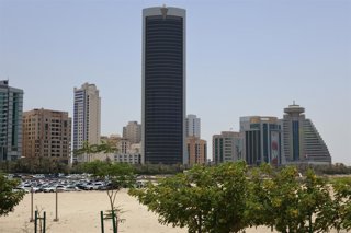 Archivo - MANAMA, June 10, 2026  -- This photo taken on June 10, 2026 shows a city view in Manama, Bahrain.