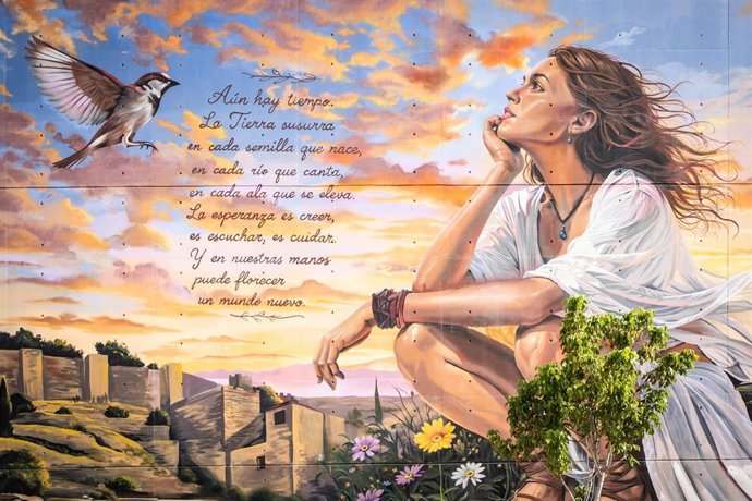 Mural en la fachada sur de la Escuela Superior de Arte Dramático