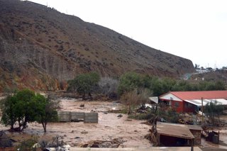 La Serena, 21 de julio de 2026. El pueblo de Islon ubicado a 10 km aproximadamente de La Serena fue azotado con un segundo aluvion en la misma semana debido a la activación y crecida de las quebradas por el temporal que afecta al lugar. Alejandro