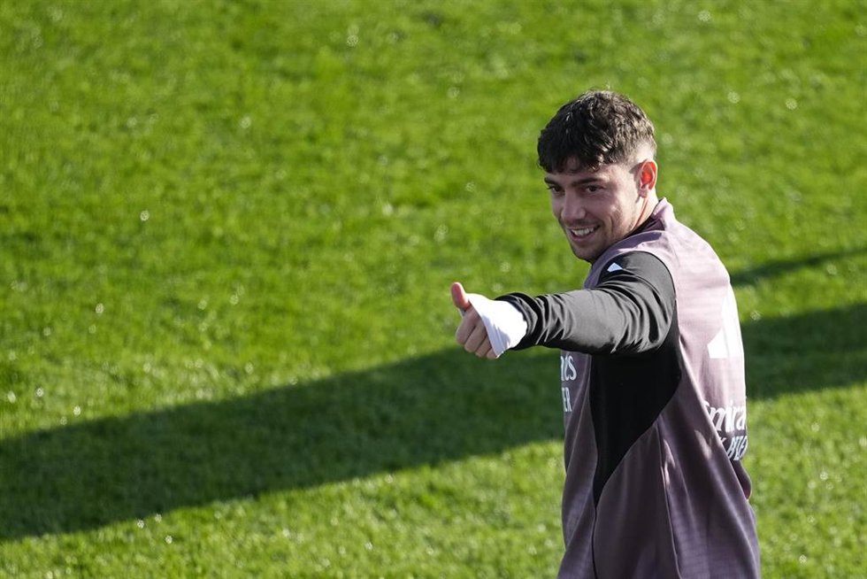 Archivo - El uruguayo Fede Valverde, en un entrenamiento con el Real Madrid.