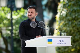 July 16, 2026, Ukraine, Ukraine, Ukraine: Ukrainian President Volodymyr Zelenskyy meets with British Prime Minister Keir Starmer in Kyiv, Ukraine, on July 16, 2026. The two leaders discussed continued British support for Ukraine,Image: 1116887382, License