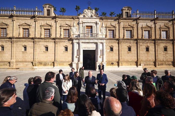 Archivo - El Parlamento de Andalucía celebra este sábado su Jornada de Puertas Abiertas para los ciudadanos como antesala al 28-F. (Foto de archivo).