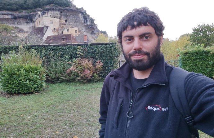 El doctor Iñaki Intxaurbe del Departamento de Expresión Gráfica y Proyectos de Ingeniería de la  EHU
