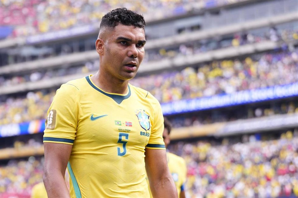 Casemiro, durante un partido con la selección de Brasil.
