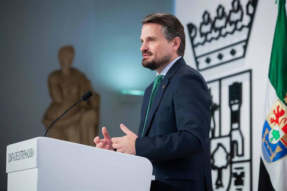 Archivo - El vicepresidente y consejero de Presidencia, Coordinación de la Acción de Gobierno, Interior y Emergencias, Abel Bautista, en una imagen de archivo