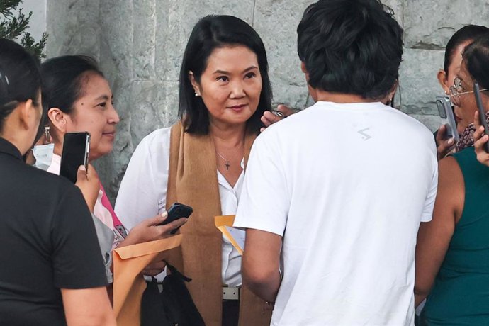 Perú.- Keiko Fujimori: es necesario fortalecer a la policía frente a la extorsión y al crimen