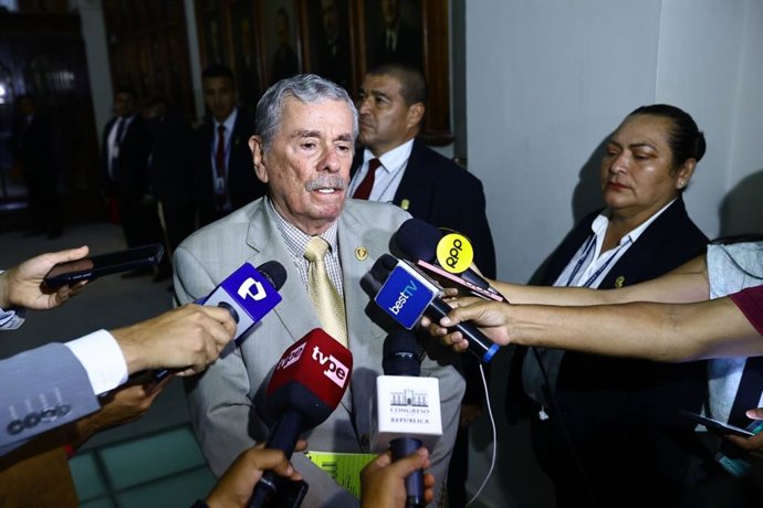 Perú.- Congreso: Rospigliosi destaca incorporación de delito de lesa humanidad en Código Penal