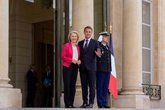 Foto: Macron y Von der Leyen coinciden en reforzar la industria europea y la protección de menores en línea