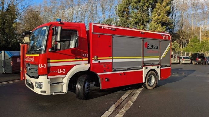 Archivo - Camión de bomberos de Bizkaia