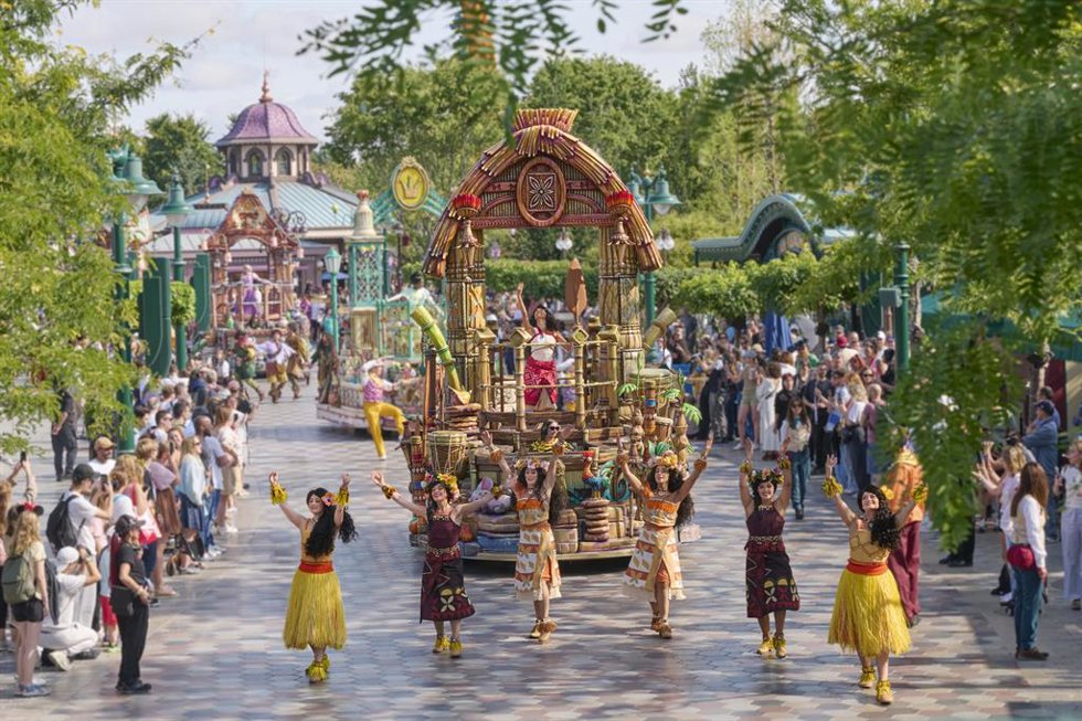 Disneyland Paris estrena la cabalgata Disney Princess Cavalcade en el parque Disney Adventure World