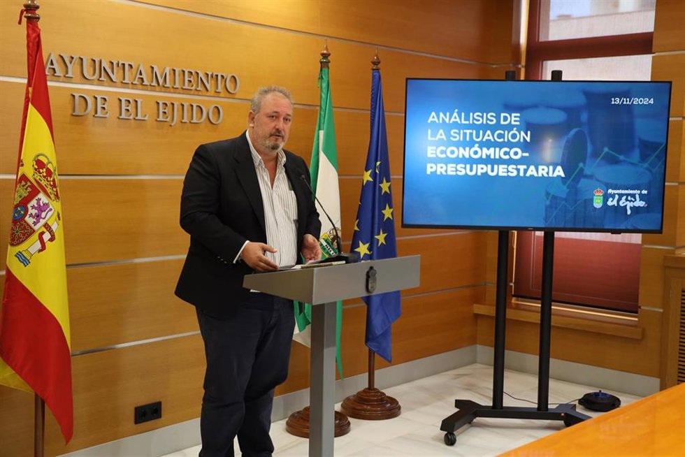 Archivo - El alcalde en funciones de El Ejido (Almería), José Francisco Rivera, en una imagen de archivo.