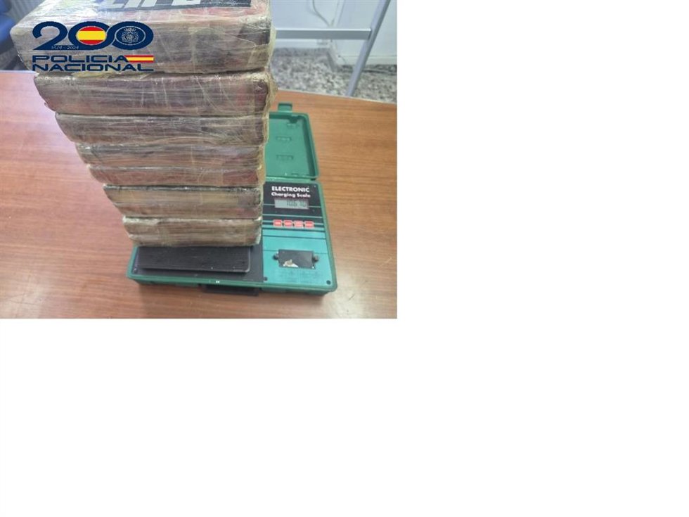 Detenido en San Javier el integrante de una organización criminal con 10 kg de cocaína ocultos en un vehículo