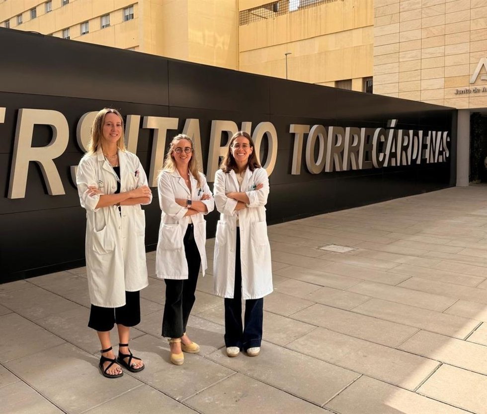 Las neurólogas que integran la Unidad de Enfermedades Neuromusculares del Hospital Universitario Torrecárdenas de Almería.