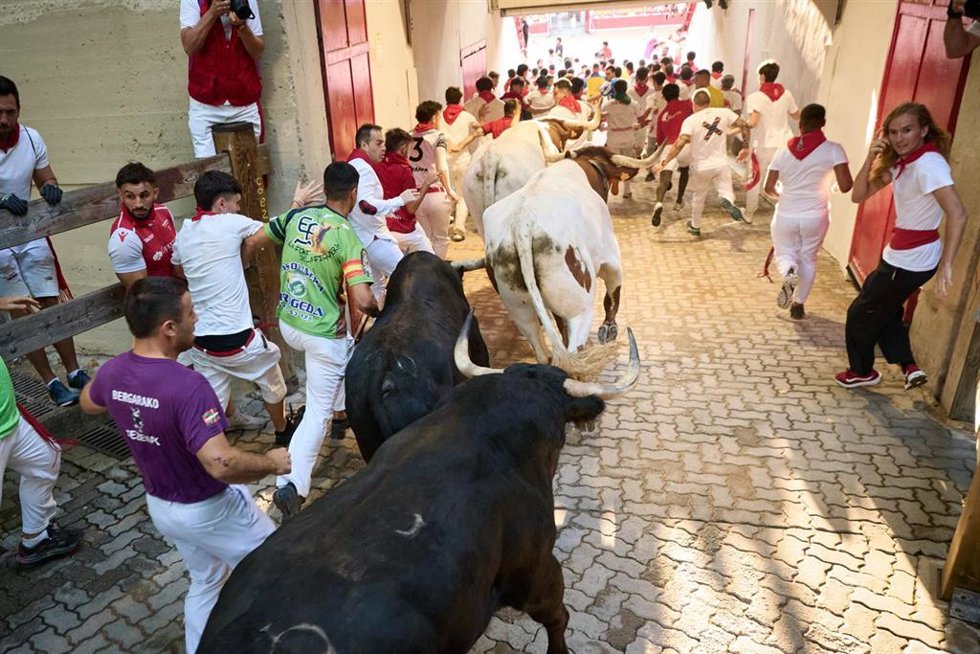 Octavo y último encierro de los Sanfermines de 2026, a 14 de julio de 2026, en Pamplona, Navarra (España).