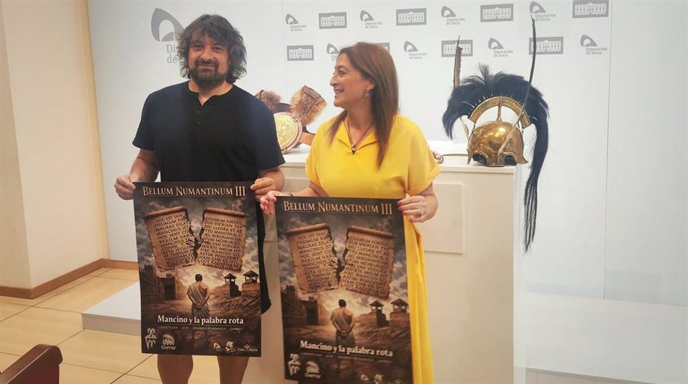 Rubén García y María José Jiménez presentan la recreación 'Mancino y la palabra Roto'