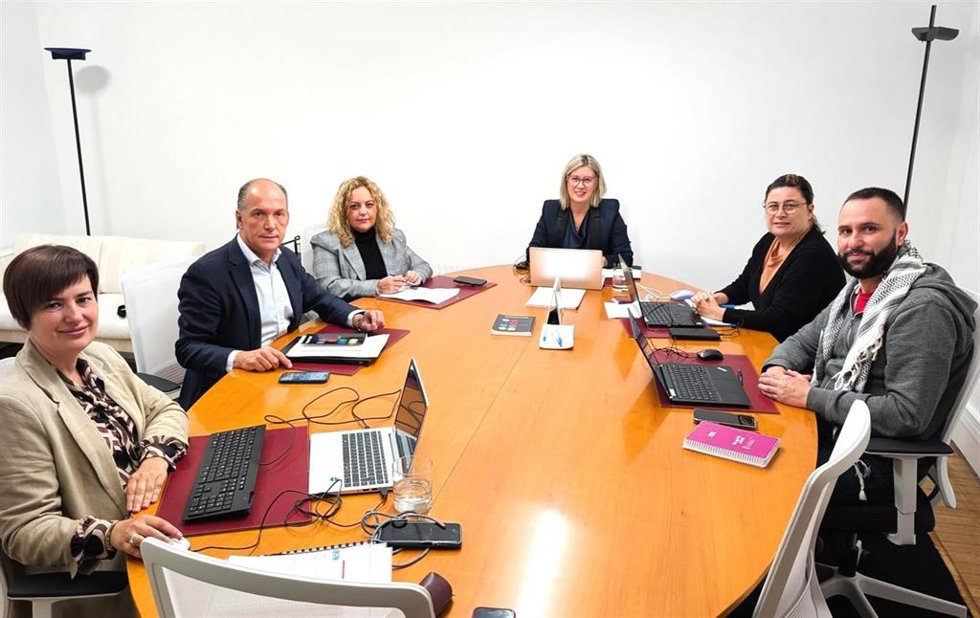 Mesa de las Juntas Generales de Álava