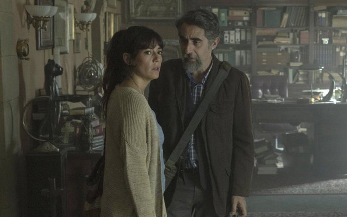 Primeras imágenes de El otro mundo, secuela del universo paranormal protagonizado por Berto Romero, de Movistar Plus