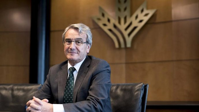 Antonio León Serrano, nuevo presidente de la Asociación Española de Cajas Rurales (AECR)