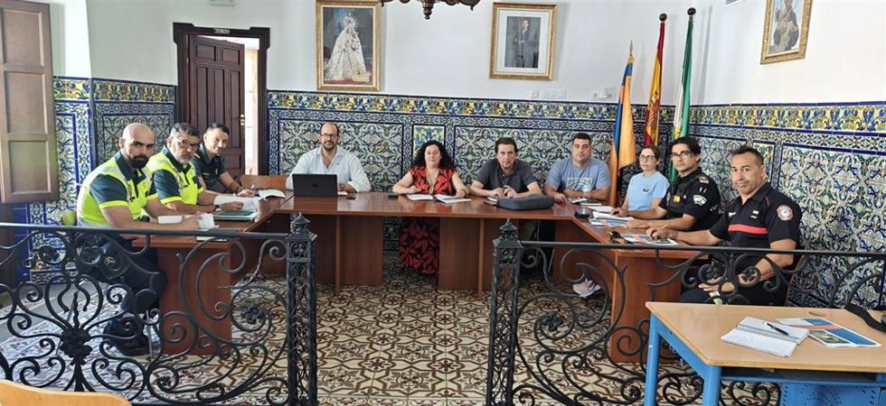 Reunión de coordinación del Plan Juglar, el dispositivo de seguridad de las XXIX Jornadas Medievales de Cortegana (Huelva).