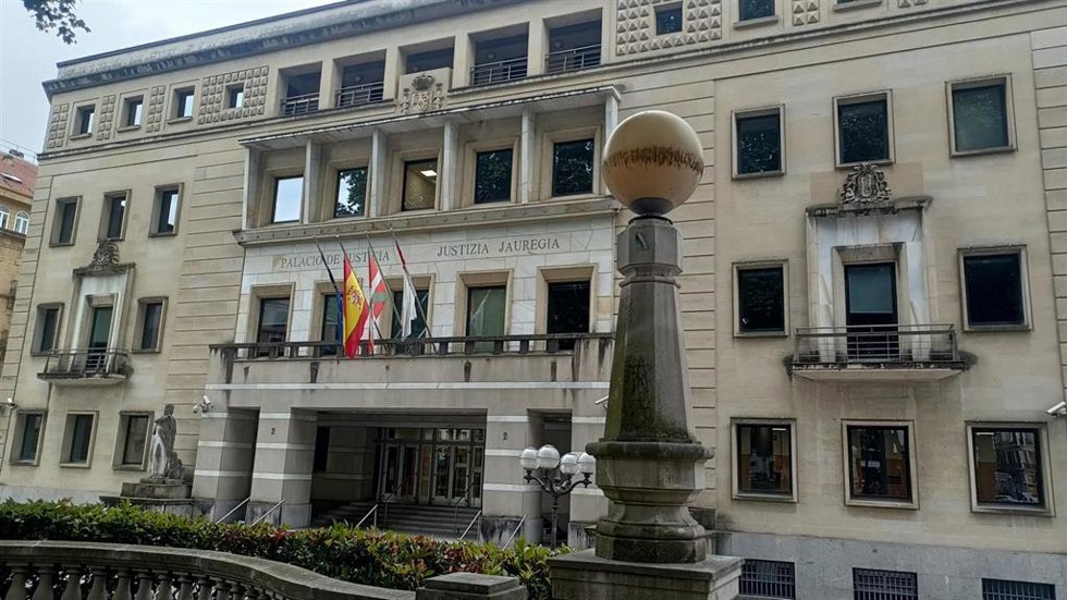 Archivo - Sede del TSJPV en Bilbao