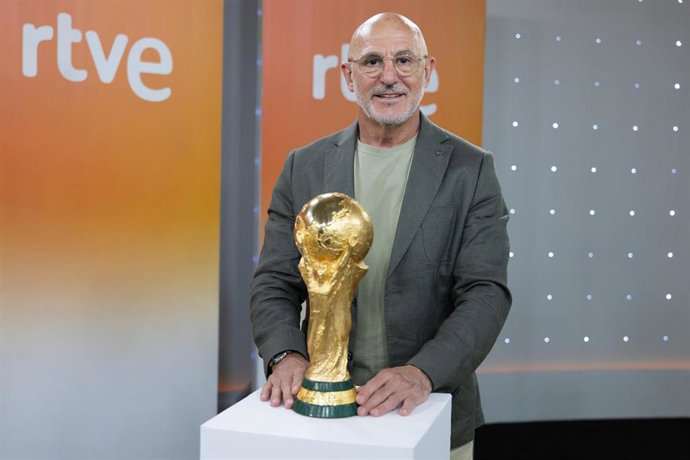 El seleccionador nacional de fútbol, Luis de la Fuente, fue entrevistado en el Telediario de Televisión Española (TVE).