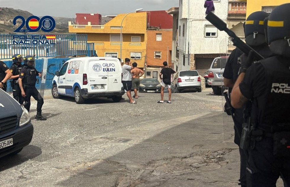 Despligue policial de la operación 'Burdeos'.