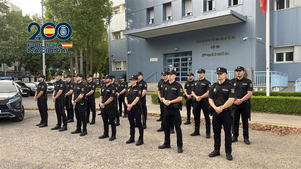 Los nuevos policías en prácticas que reforzarán la Comisaría Provincial.