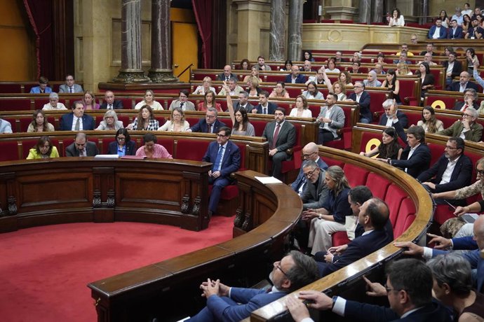 Una sessió plenària al Parlament de Catalunya
