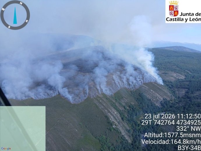 Incendio de Murias de Ponjos (León), que se mantiene en IGR-1.