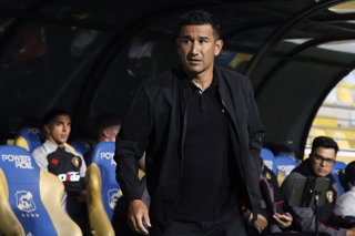 Futbol, Everton vs Deportes Limache Fecha 3, Copa de la Liga 2026. El entrenador de Deportes Limache, Victor Rivero durante el partido de Copa de la Liga contra Everton disputado en el estadio Sausalito de Vina del Mar, Chile. 31/03/2026 Sebastian
