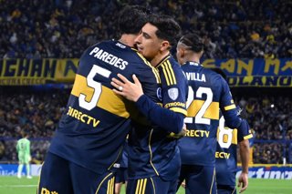 Futbol, Boca Juniors vs OHiggins  Copa Sudamericana 2026. El jugador de Boca Juniors, Miguel Merentiel, celebra su gol contra OHiggins durante el partido de playoffs de la Copa Sudamericana, realizado en el Estadio La Bombonera de Buenos Aires,