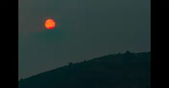 Última hora de los incendios forestales en España, en directo: focos activos, zonas afectadas y evacuaciones
