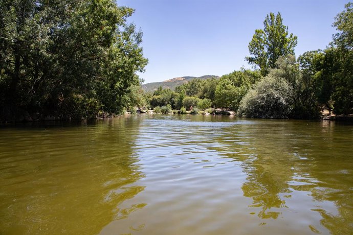 Zona recreativa de las Presillas de Rascafría, a 16 de julio de 2026, en Rascafría, Madrid, (España). Estas populares piscinas naturales, ubicadas en el Valle de El Paular, en pleno centro de la Sierra de Guadarrama, registran una gran afluencia de madril