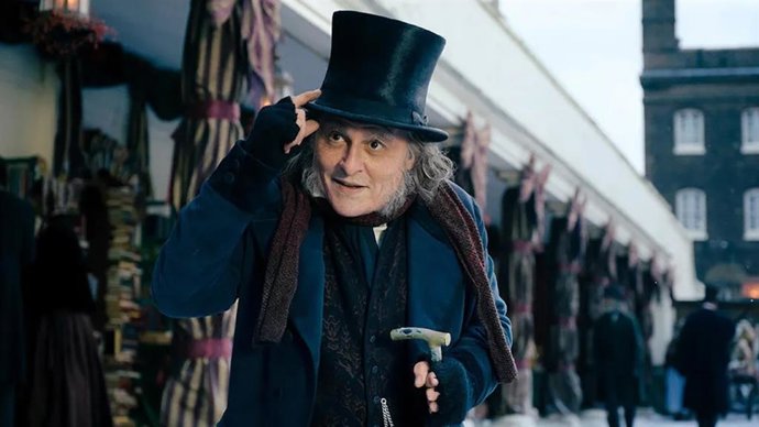 Un irreconocible Johnny Depp se enfrenta a sus demonios en el tráiler de Scrooge y los fantasmas de la Navidad