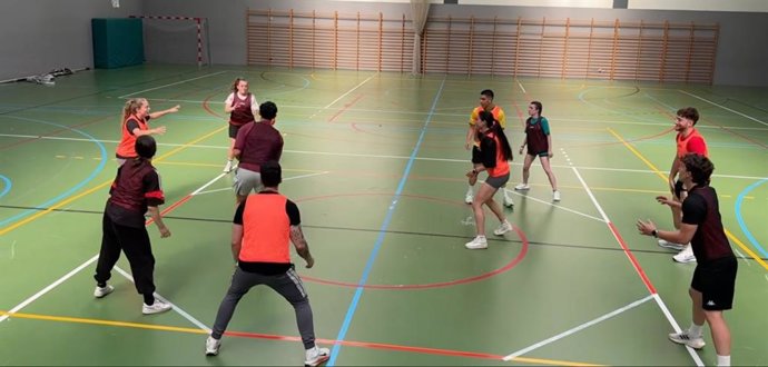 Profesores de la Universidad de León (ULE) han creado GEO-Arena, un nuevo deporte en el que todos los participantes mantienen un papel activo desde el inicio hasta el final de la partida.