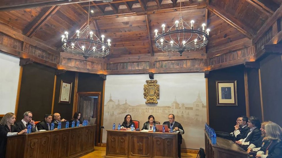 La abogacía de CyL reclama agilizar la aplicación de la Ley de Eficiencia y una regulación de la IA