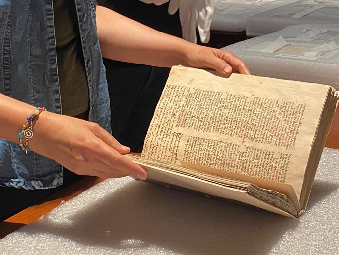 Los tesoros de la Biblioteca Històrica de la Universitat de València viajan a México para FILUNI 2026