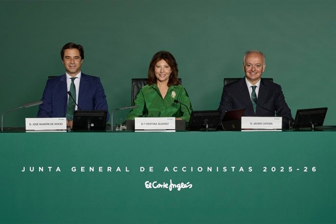 La presidenta de El Corte Inglés, Cristina Álvarez, en la junta de accionistas de la compañía