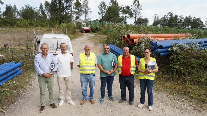 Arrancan las obras para dotar de saneamiento y abastecimiento de agua a la zona de Ordoño y La Belga, en Bobes.