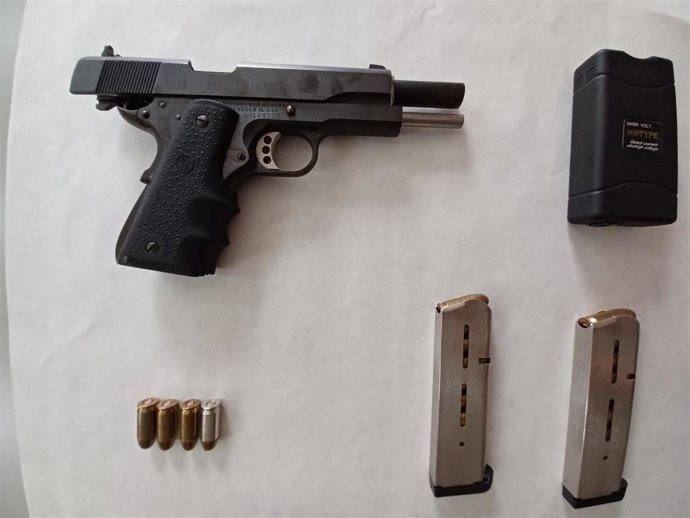 Pistola intervenida a un hombre tras amenazar a dos personas en A Coruña