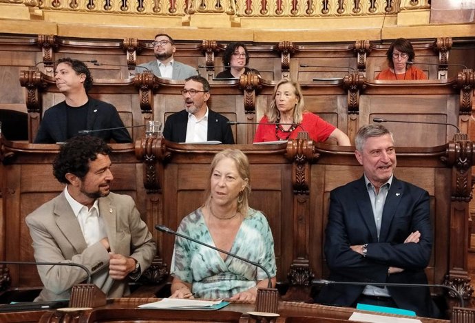 Els regidors de Junts en el ple de Barcelona 