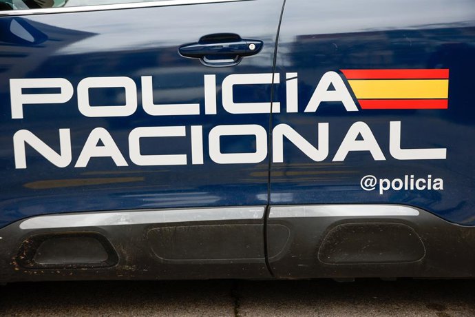 Archivo - Vehicle de la Policia Nacional