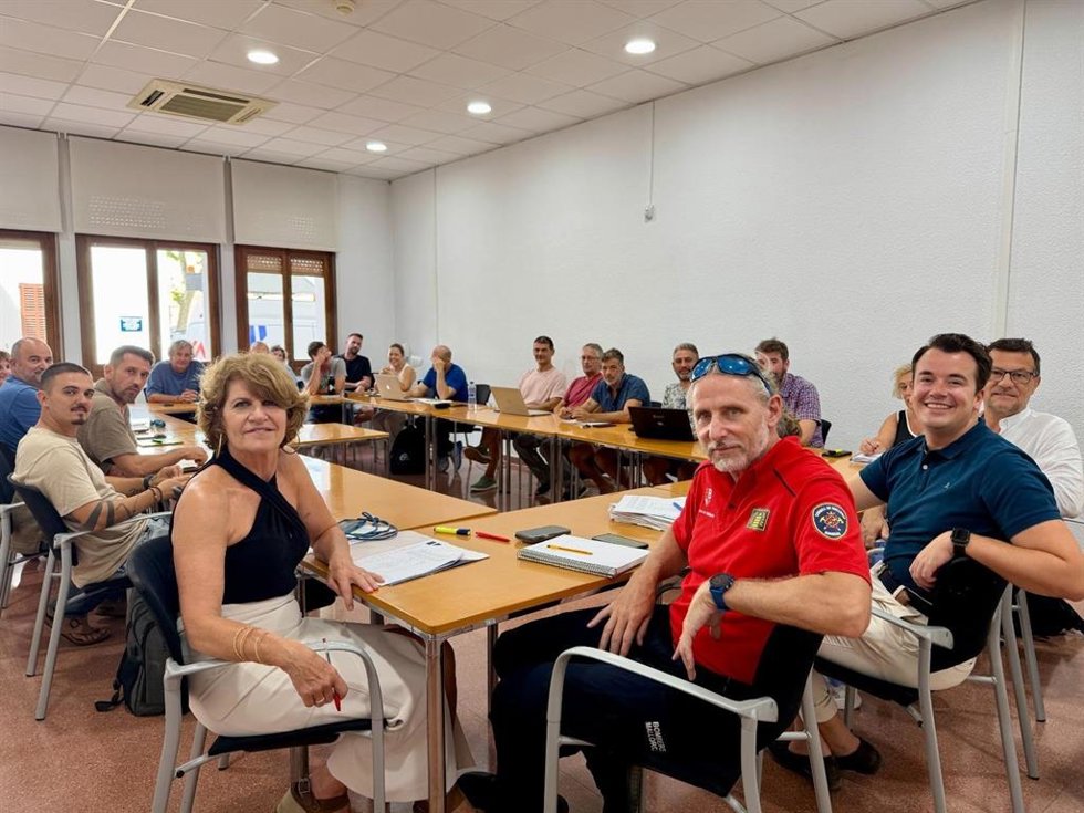 El Consell y el IMAS acuerda con los sindicatos mejorar las condiciones laborales de los Bomberos de Mallorca.