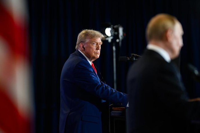 Archivo - Donald Trump y Vladimir Putin durante la cumbre de agosto de 2025 en Anchorage (Alaska) 